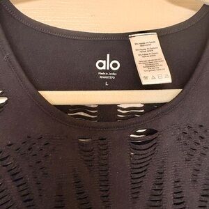 ALO Yoga Black Short Sleeve Top